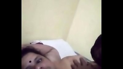 Desi big knockers aunty sex with her hubby friend