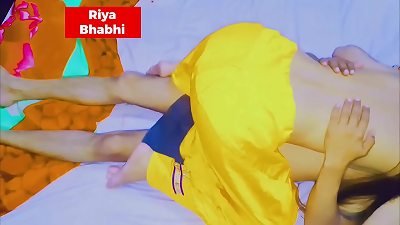 Indian gf boyfriend the hottest doggy style smashing after seducing and smooching her | RIYA BHABHI