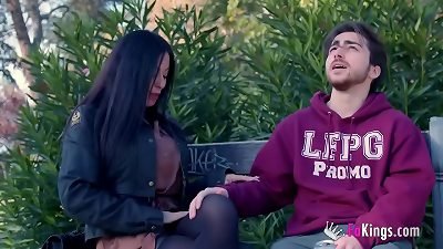 newbie HUNT for a divorced MILF! sucking knobs in the street