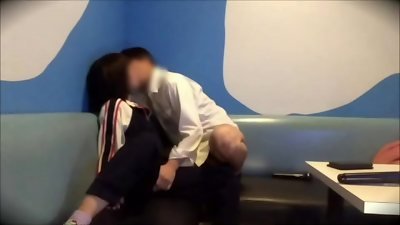 It's been three months since we've been dating, are you going to have hook-up soon? When I asked the chief of the baseball club at karaoke, he said, "It's embarrassing, but it's okay ..." and put baby batter in the manager 