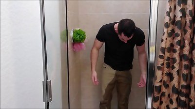 Tony Dinozzo and Toby Springs pee in their trousers