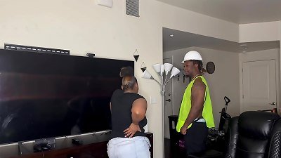 Construction worker cockslut Kendale Give His client A bbc While On The Job
