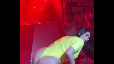 Taina costa sempre gostosa