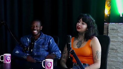 He told how they met, he heads to swingers for work and when he caught a complex couple... - My Hell Williams & Hyoran Carvalho (SHEER/RED)