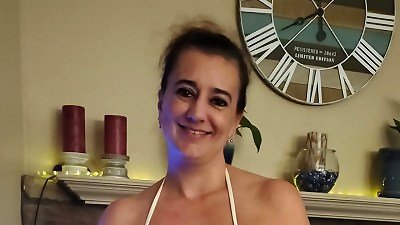 Slutwife gets labia filled with manstick while hubby is out