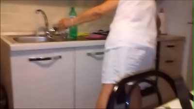 Avventure Sessuali di una matura pensionata Italiana; Rosa Marrone a Salerno in v.lo Siconolfo 5.