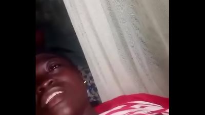 spreading her cunny for me