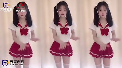 Tianmei Media - [Black material] Xixi, a legendary dance blogger at station B, was paid a pile of money by admirers to have hookup with him