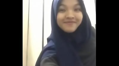 Awek Kastam tudung thick ass malay steamy pretty nice boobs